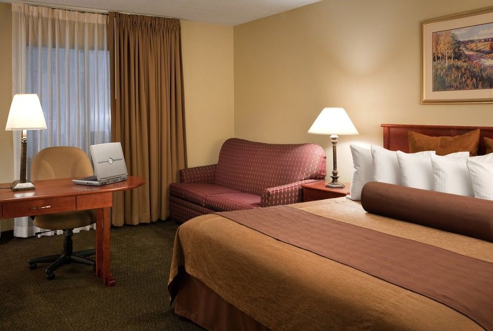 Chicago Club Inn & Suite Oakbrook Terrace Exterior foto